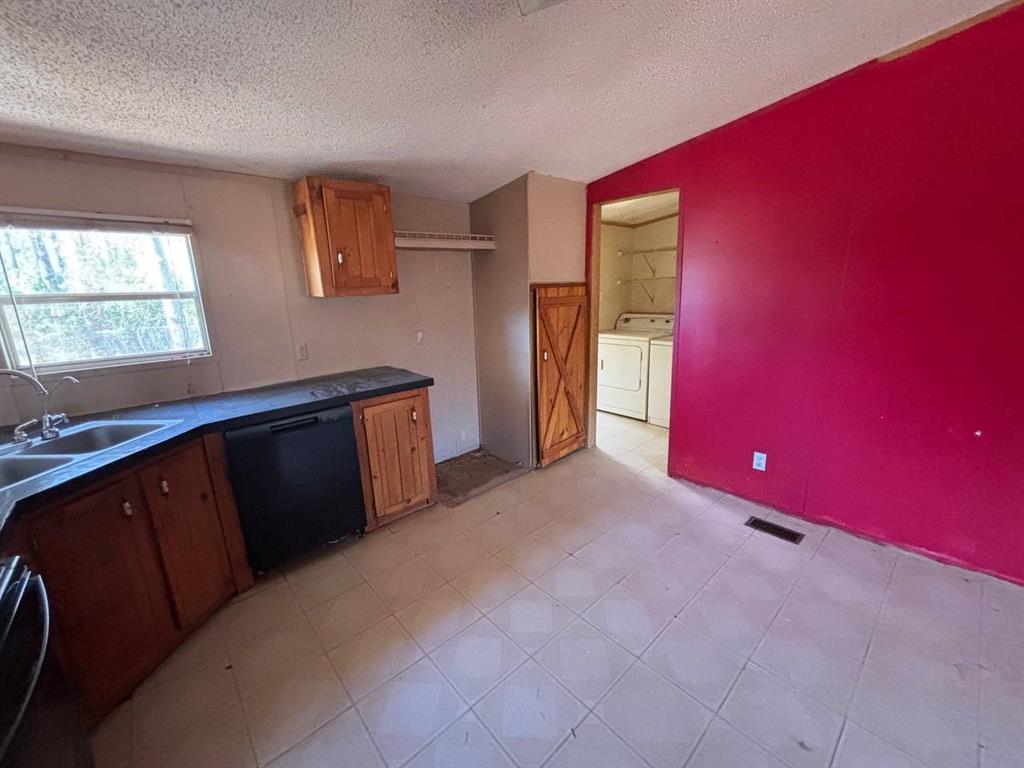 Hickory Hills V - Residential