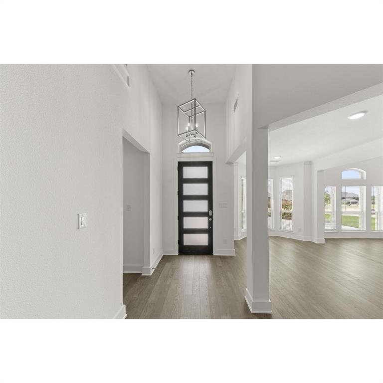 Broadmoor Estates - Residential