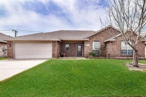 617 Bretts Way Burleson TX 76028