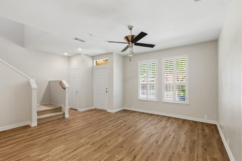 Stoneleigh Place Add - Residential