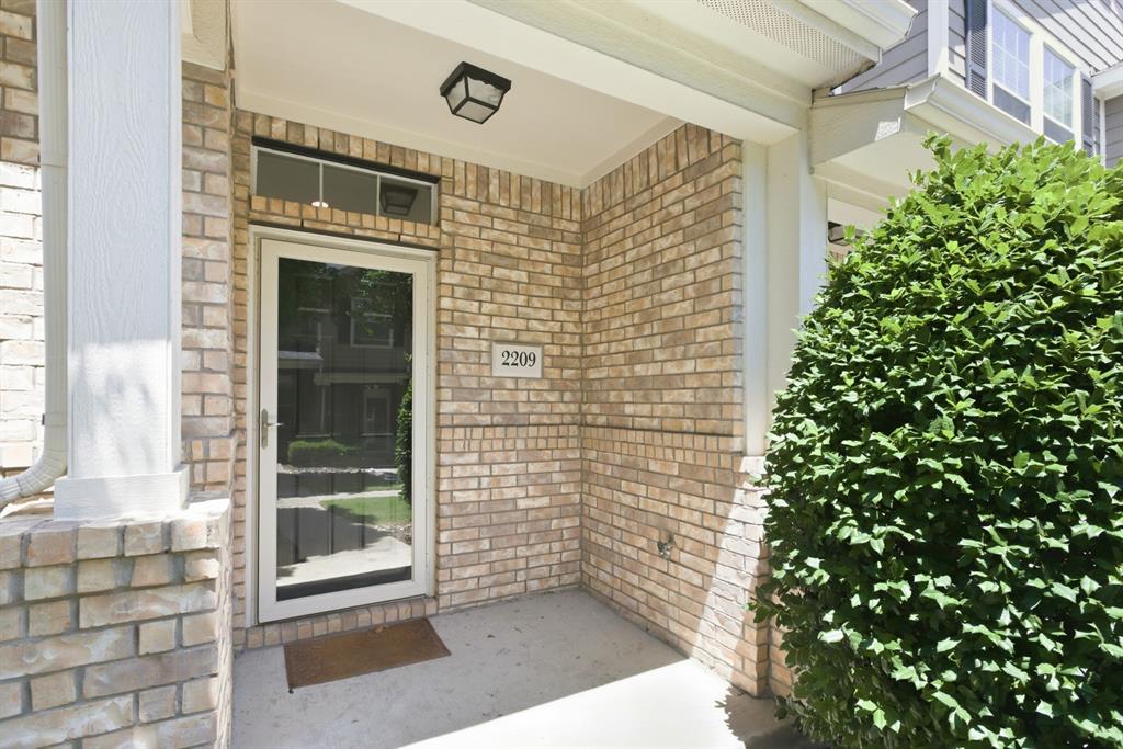 Stoneleigh Place Add - Residential