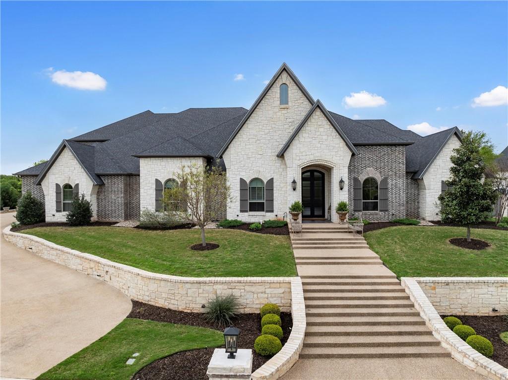 9010 Canyon Trail