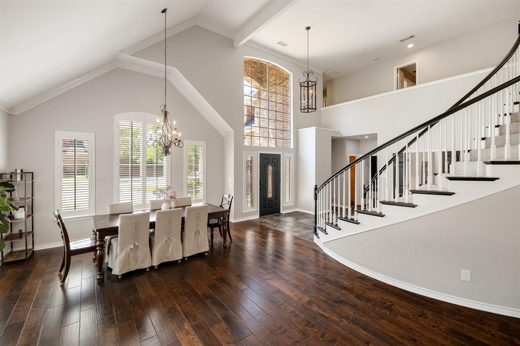 5800 Edgewood Drive