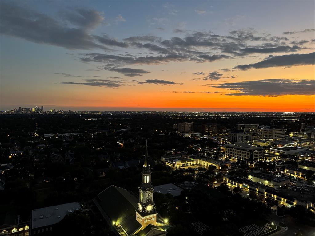 6211 W Northwest Highway 2801