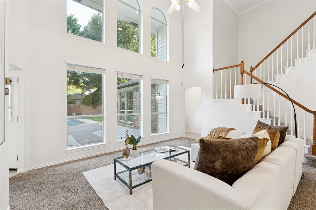 302 Chestnut Cove Circle