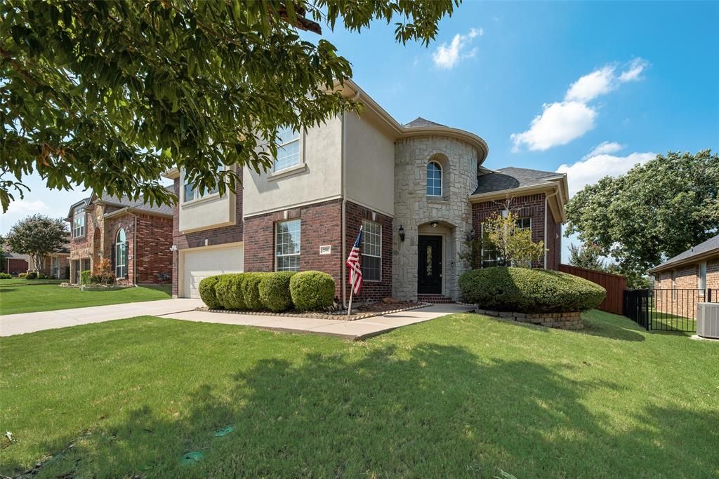 Photo of 2501 Royal Troon Drive, Plano, TX 75025 (MLS # 21194035)