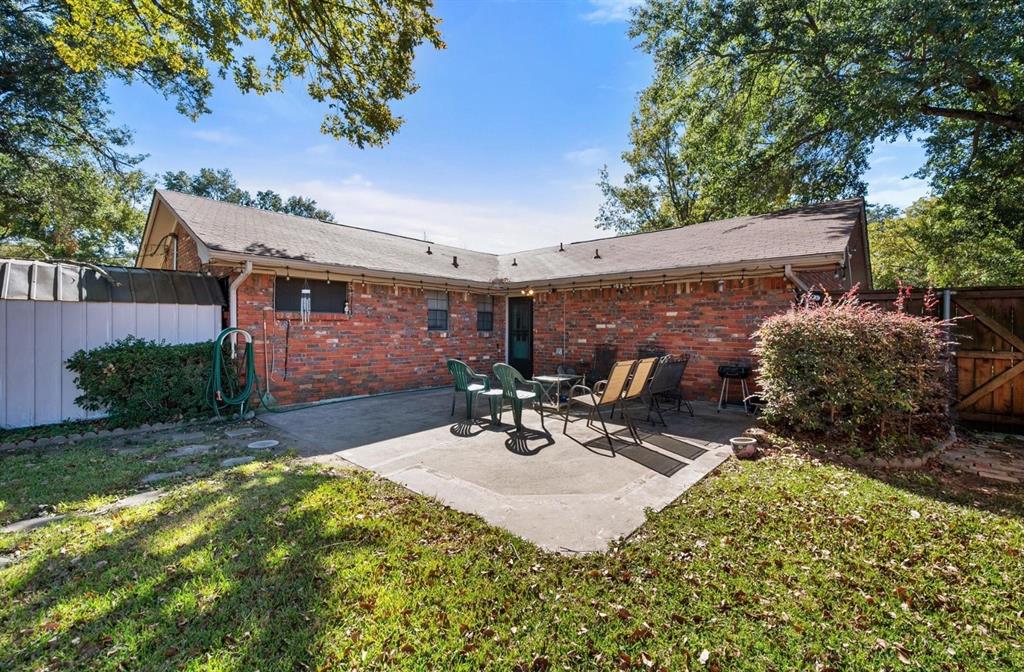 1705 E Beverly Drive