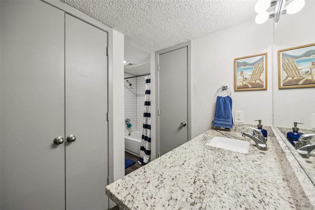 Tealwood-On-The-Creek Condo - Residential