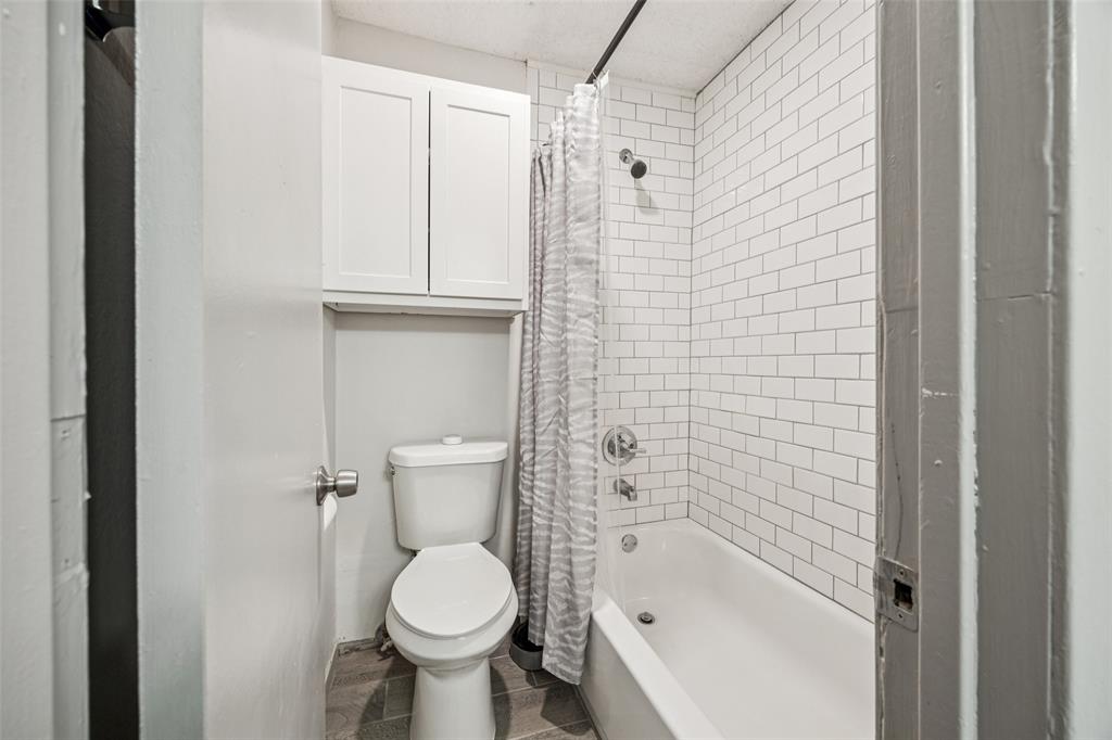 Tealwood-On-The-Creek Condo - Residential