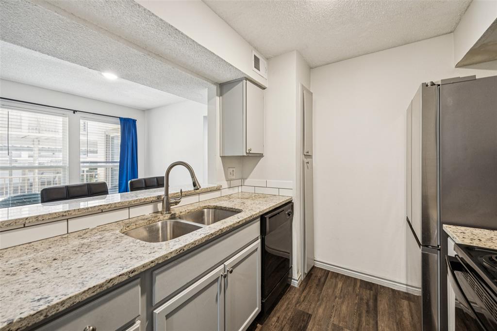 Tealwood-On-The-Creek Condo - Residential