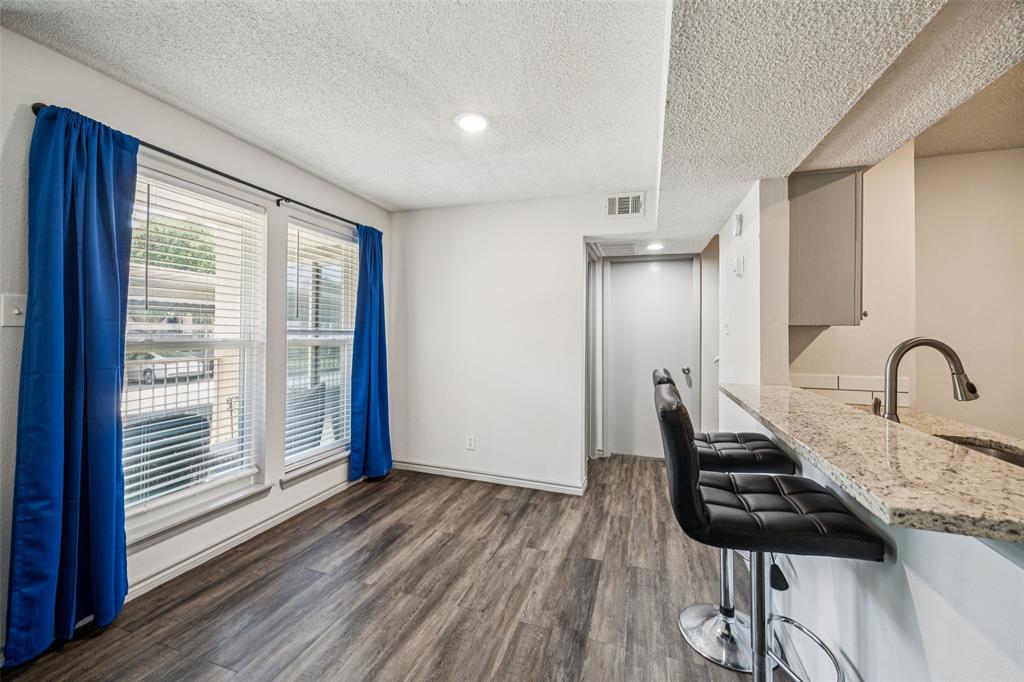 Tealwood-On-The-Creek Condo - Residential