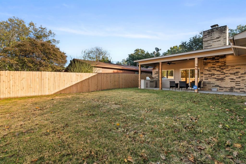 White Rock Village 01 - Residential