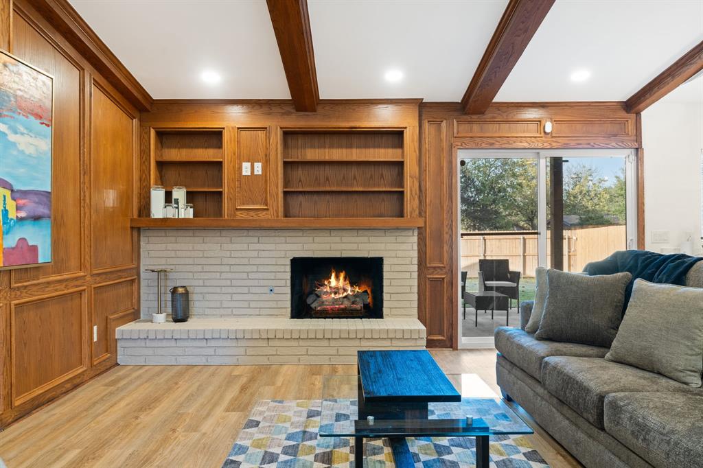 White Rock Village 01 - Residential