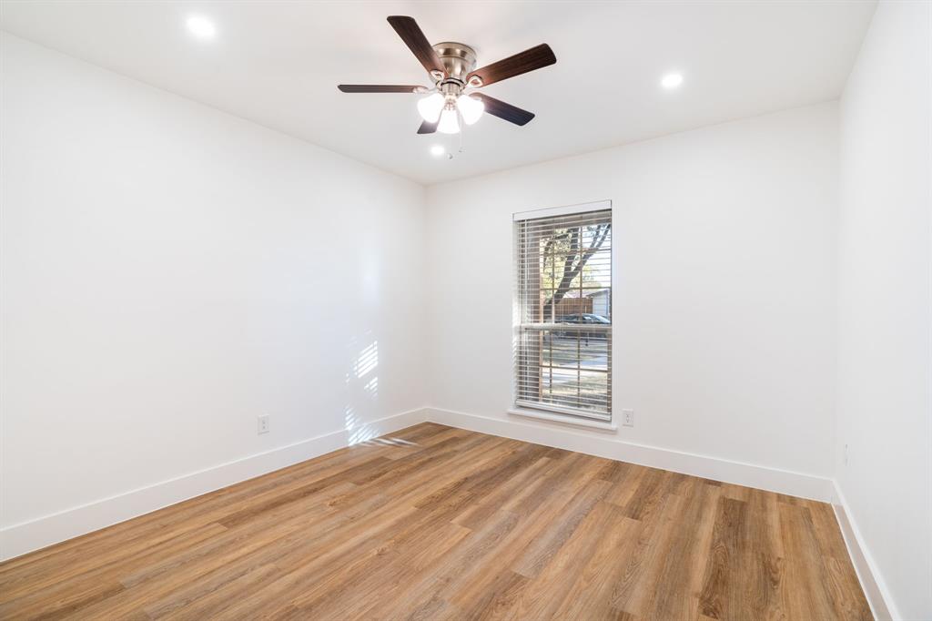 White Rock Village 01 - Residential