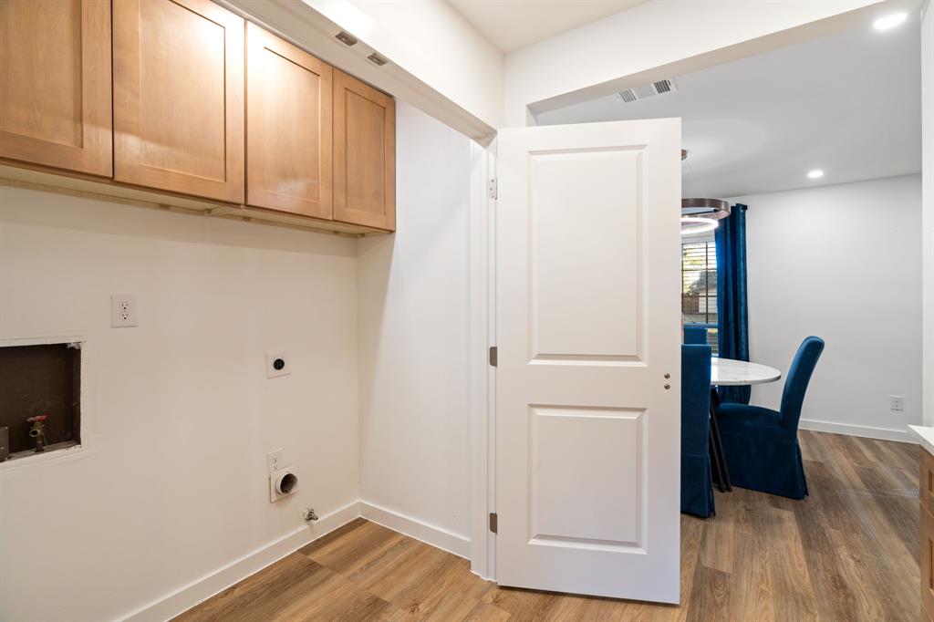 White Rock Village 01 - Residential