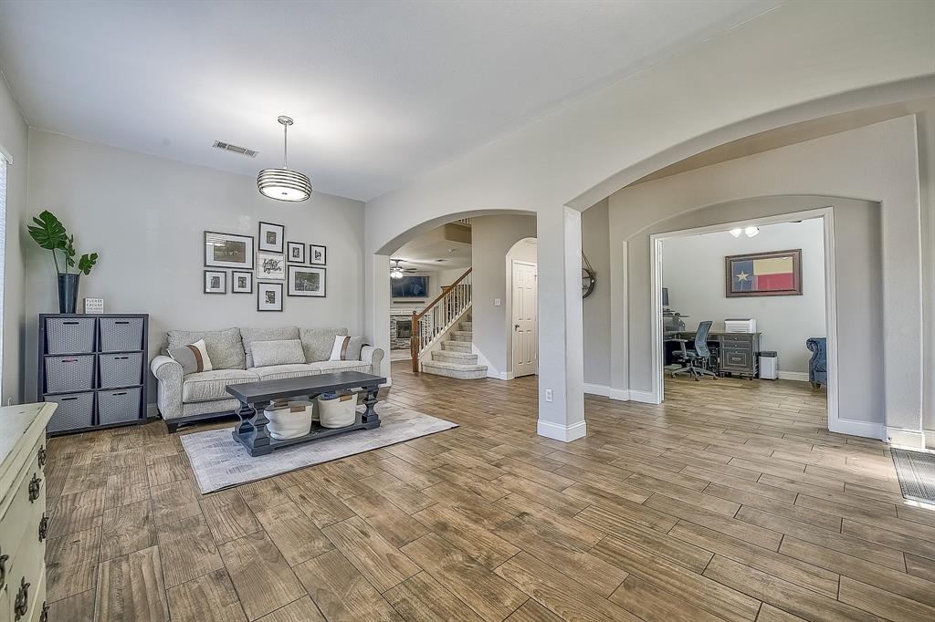 The Rosebud Section - Residential Lease