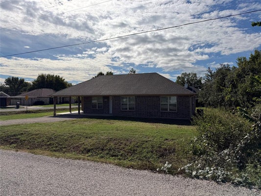 1701 TANGLEWOOD DR, AZLE, TX 76020 - Image f6a47fe955d8d862afdc679d025ff82a/152703070