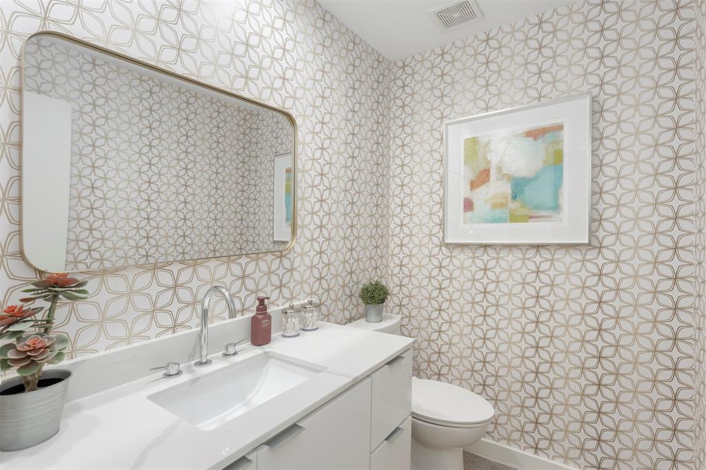 Boardwalk On The Pkwy Condos - Residential