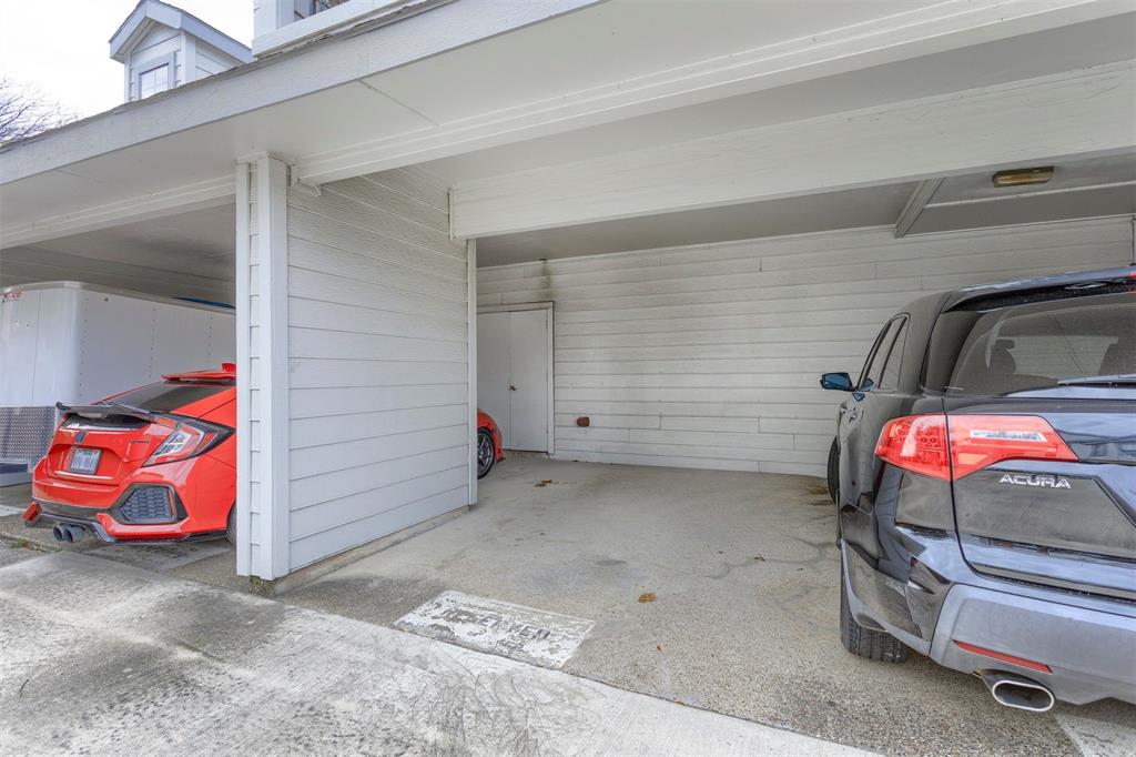 Boardwalk On The Pkwy Condos - Residential