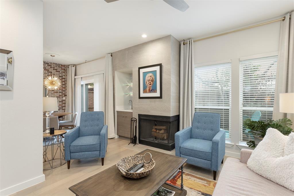 Boardwalk On The Pkwy Condos - Residential