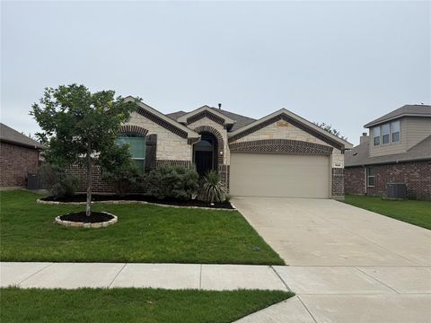 Photo of 1004 Rising Moon Drive, Fort Worth, TX 76052 (MLS # 21258020)