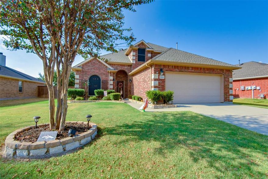 **PANELS PAID OFF AT CLOSING!**Welcome to 1038 Shepard Lane, an exceptional property in the
heart of Lavon that offers the perfect blend of comfort, entertainment, and relaxation. This stunning home boasts an
expansive backyard oasis, featuring a sparkling pool that invites you to cool off on hot Texas days or enjoy evening
swims under the stars. Whether you're hosting a summer BBQ or simply lounging poolside, this space is designed for
endless fun and tranquility. Step inside, and you'll discover the open layout seamlessly connects making it ideal for
hosting memorable parties or simply unwinding after a long day. Upstairs an entertainer's dream—an impressive game
room perfect for gatherings with friends and family. Whether it's a movie night, billiards, or arcade-style gaming, this
versatile space will provide countless hours of enjoyment. With its prime location and inviting amenities, this Lavon
property is more than just a home. Come experience the best in comfort and entertainment at. Your dream home
awaits! Tankless water heater. Solar panels added 2023, see transaction desk. AC replaced in 2021.