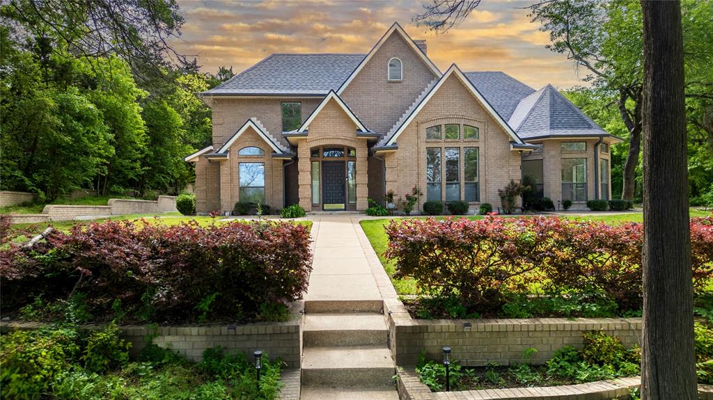 1254 Whispering Oaks Drive