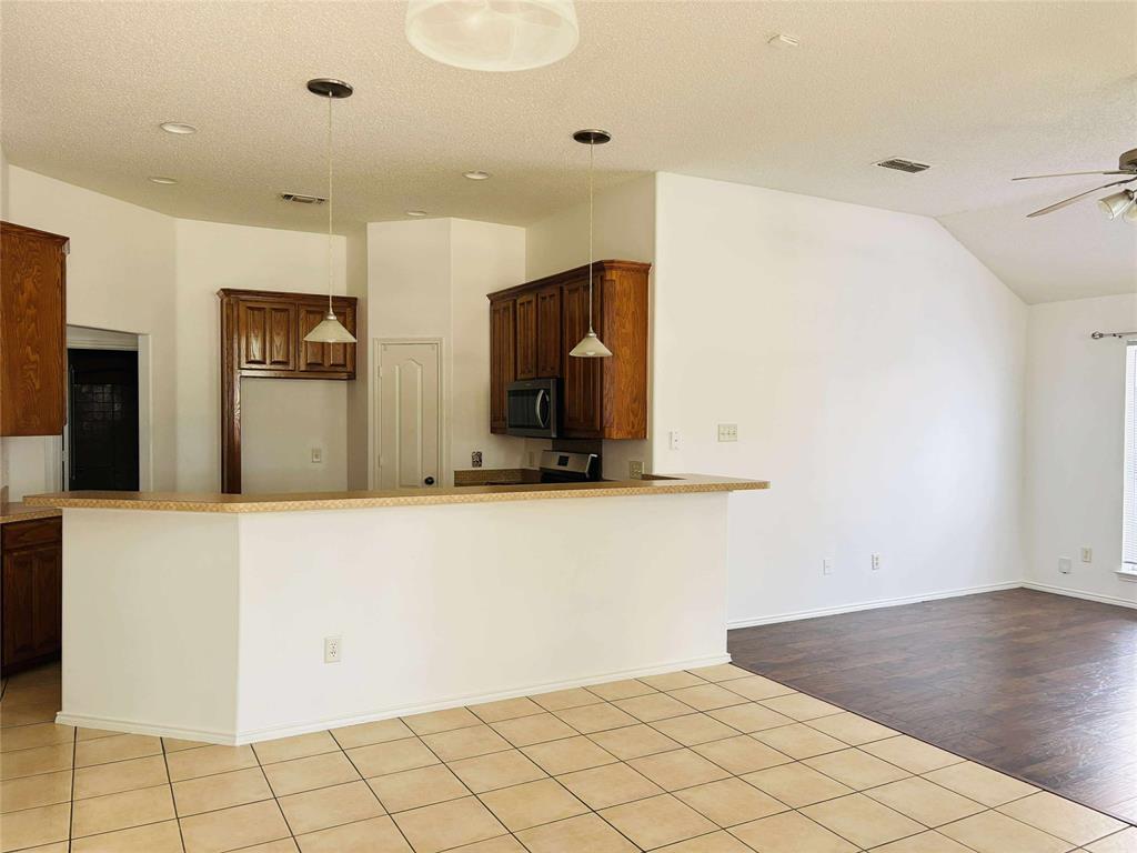 Lakes Of River Trails South - Residential Lease