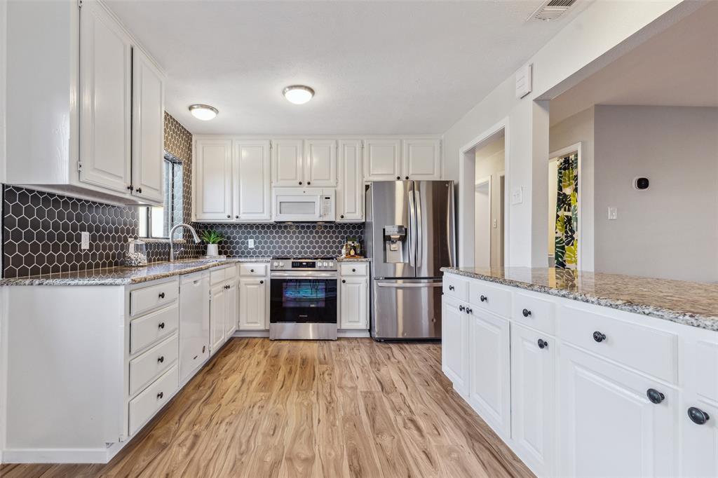 Country Club Park Add 02 Instl - Residential