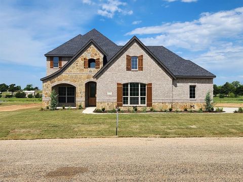 Photo of 373 Willie's Court, Whitesboro, TX 76273 (MLS # 21271274)