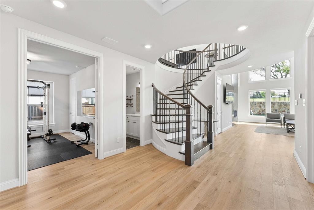 4516 Ravenbank Drive