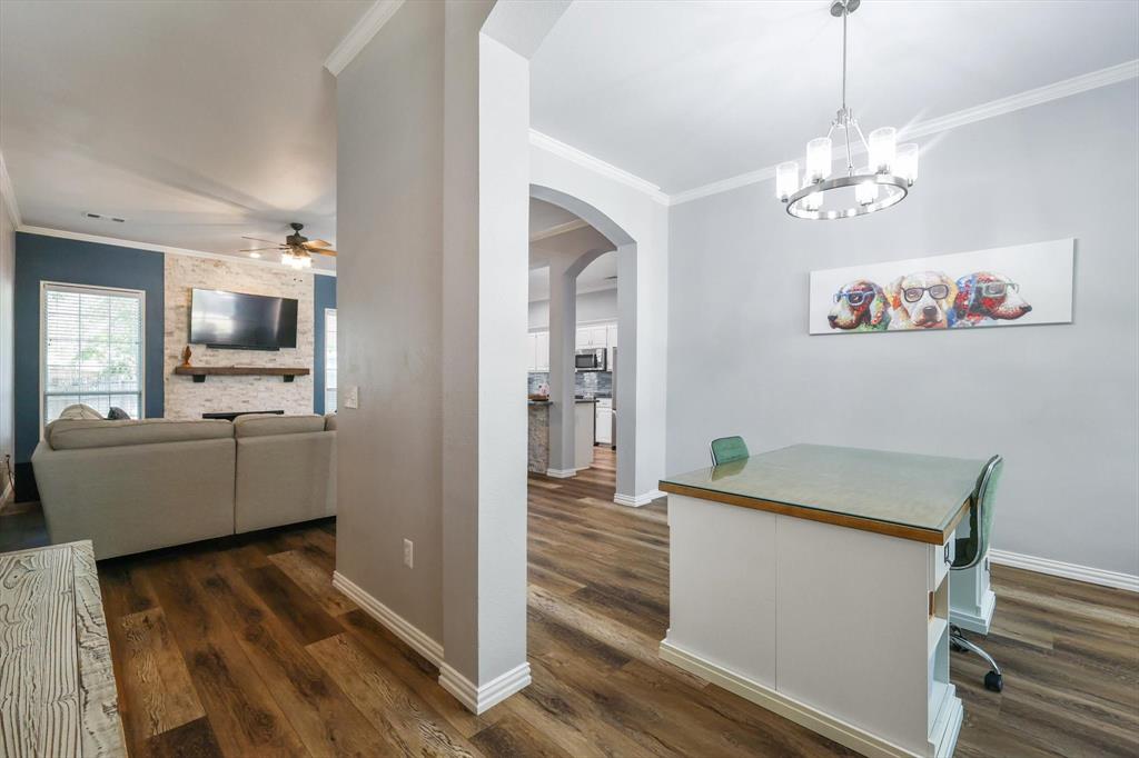 LAKESIDE ESTATES - Residential