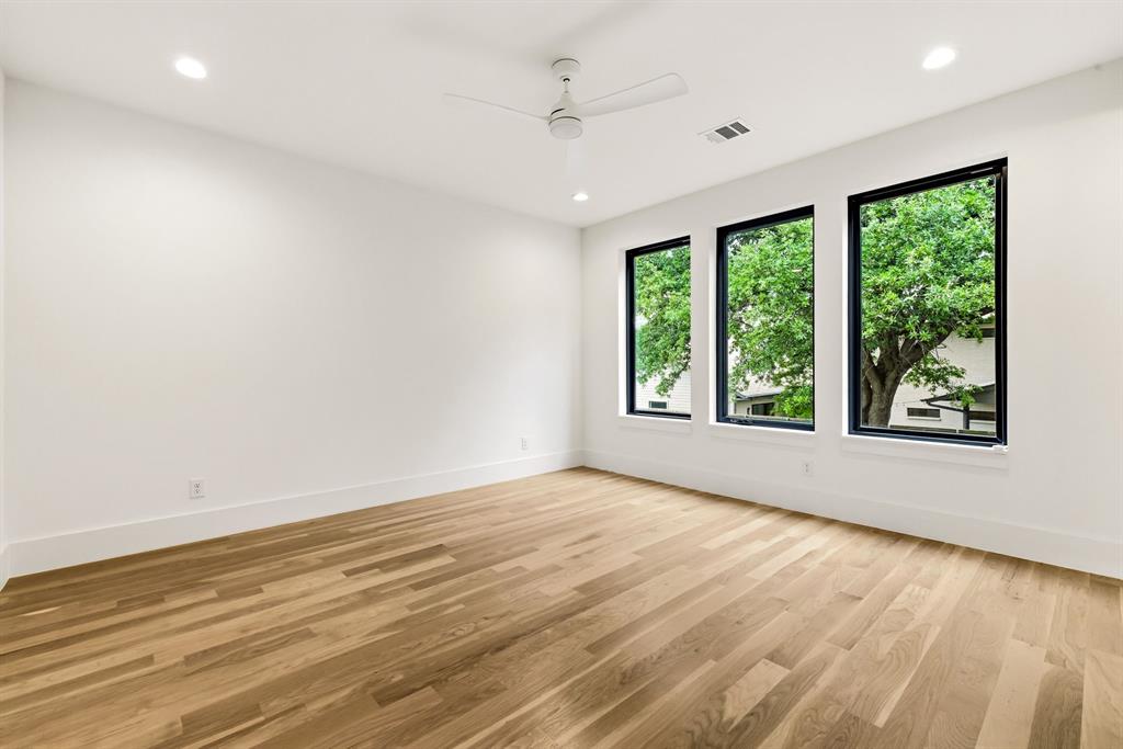 University Blvd Terrace - Residential