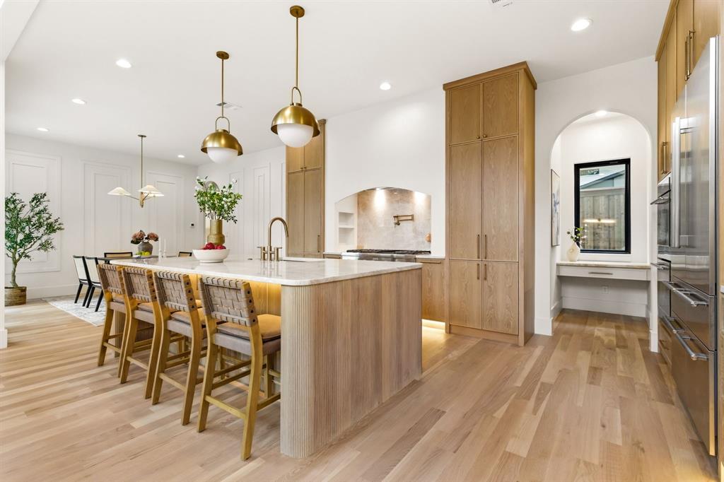 University Blvd Terrace - Residential
