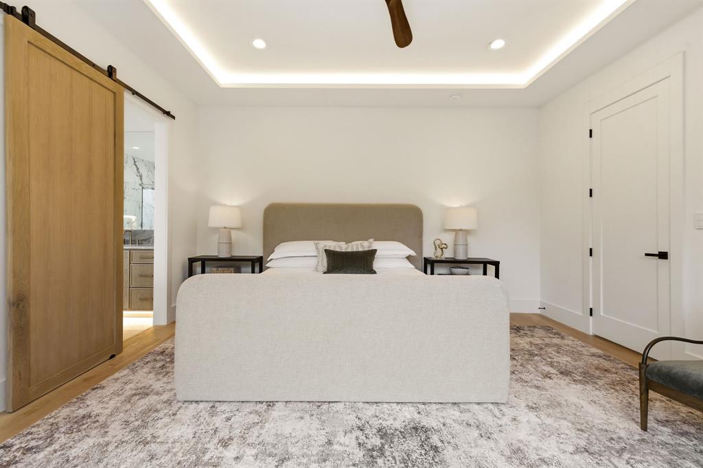 University Blvd Terrace - Residential