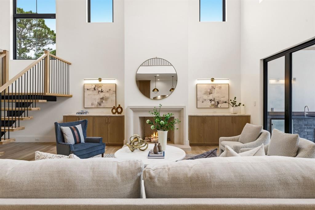 University Blvd Terrace - Residential