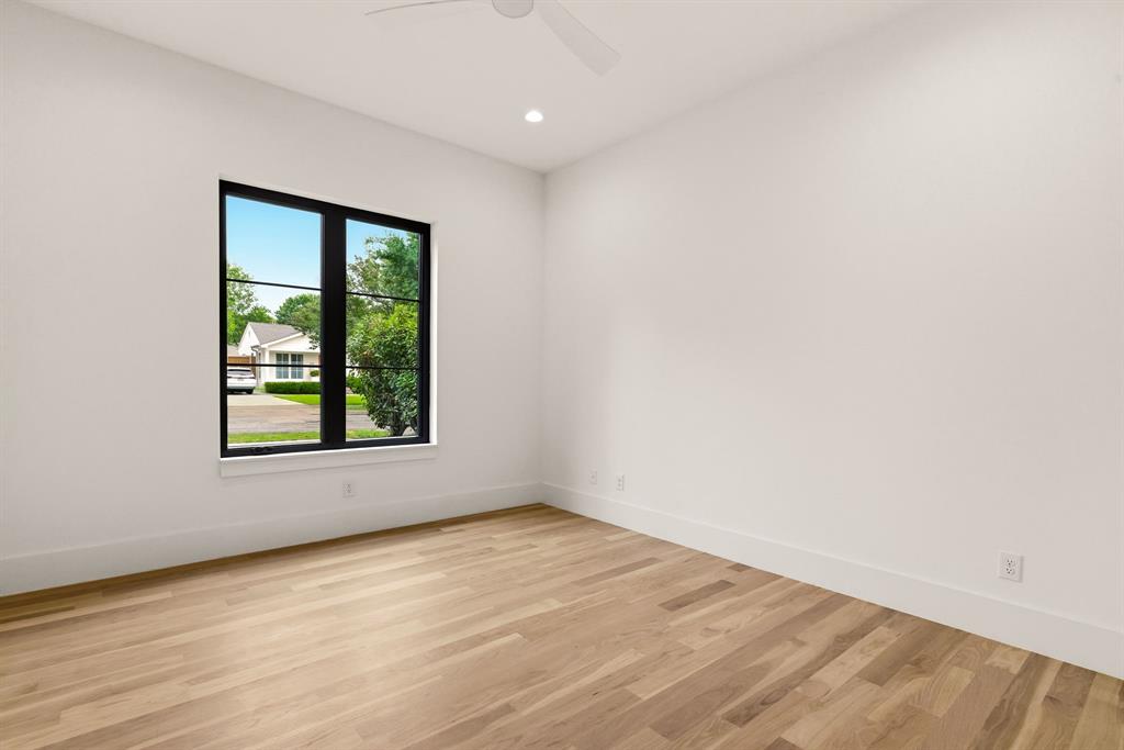 University Blvd Terrace - Residential
