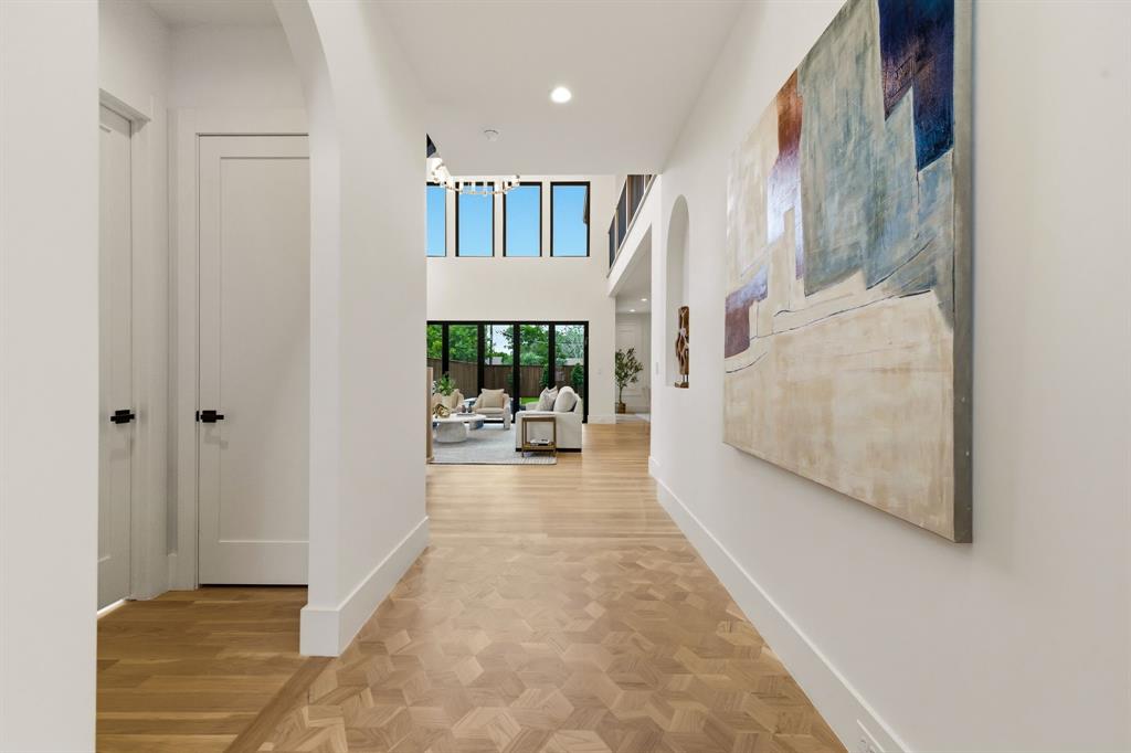 University Blvd Terrace - Residential