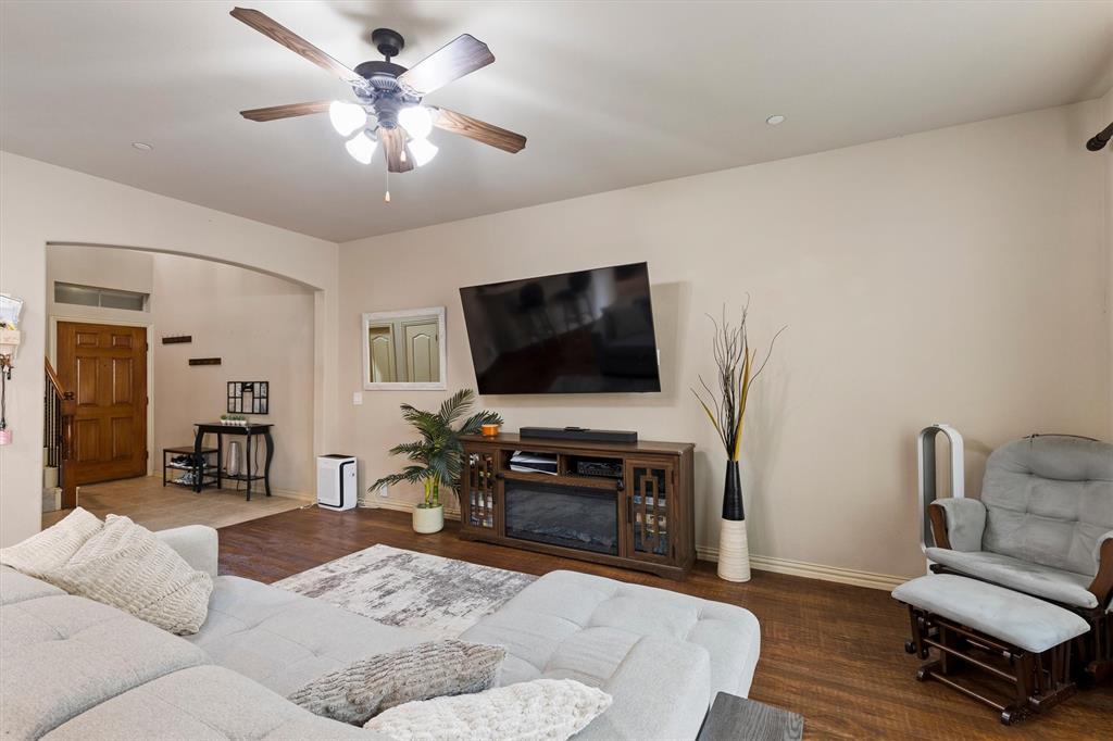 1828 Villa Drive