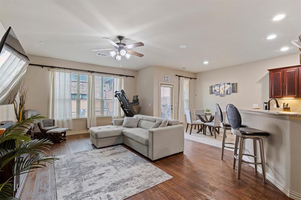 1828 Villa Drive