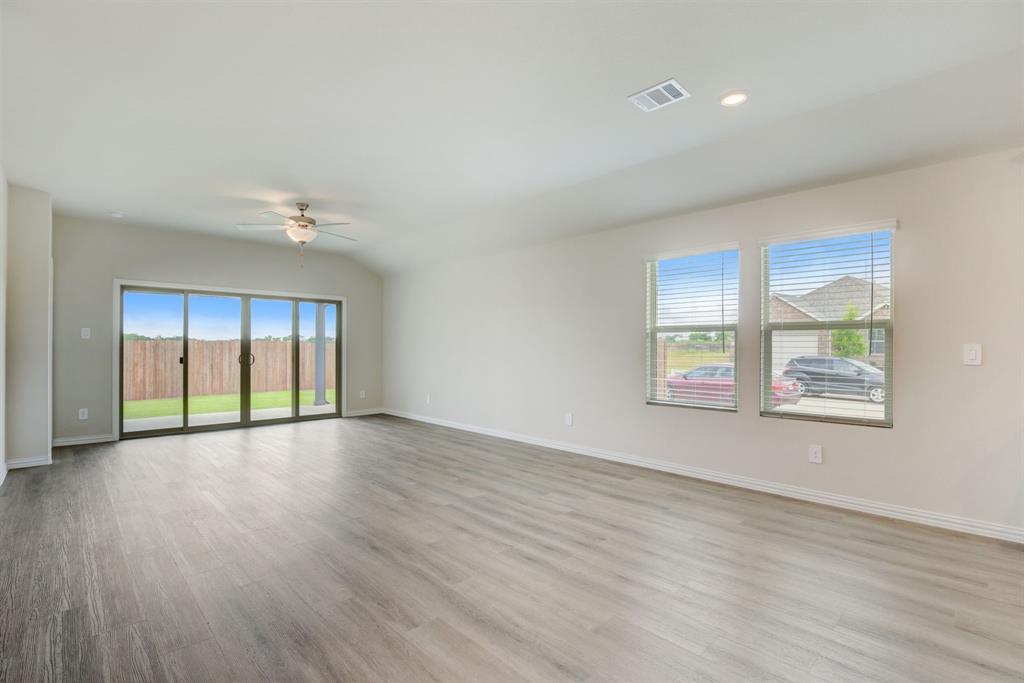 Lakehaven - Residential