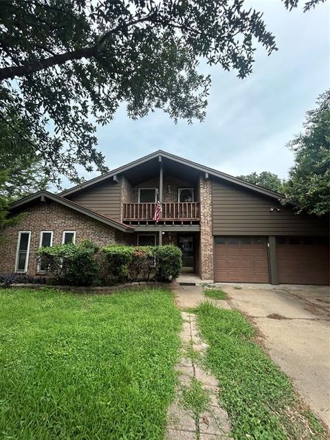 1303 Paisley Drive Arlington TX 76015