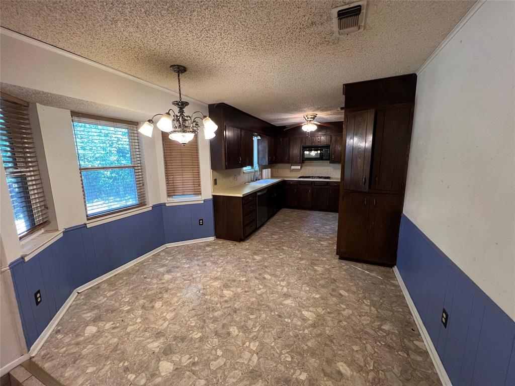 1303 Paisley Drive