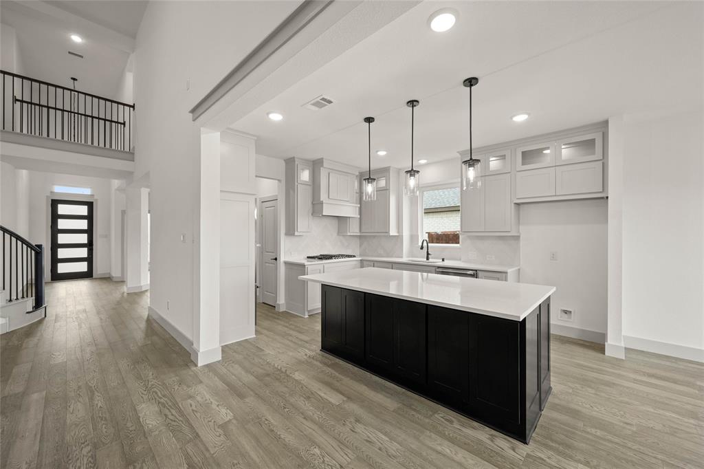 Mira Lagos Crossing - Residential