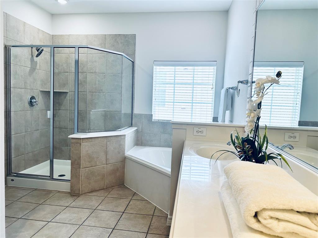 Townhomes Of District A Ph 01-11 - Residential Lease