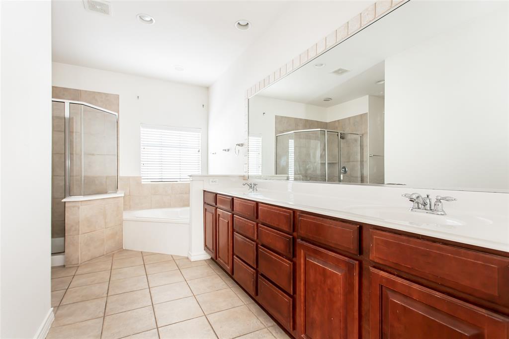 Townhomes Of District A Ph 01-11 - Residential Lease