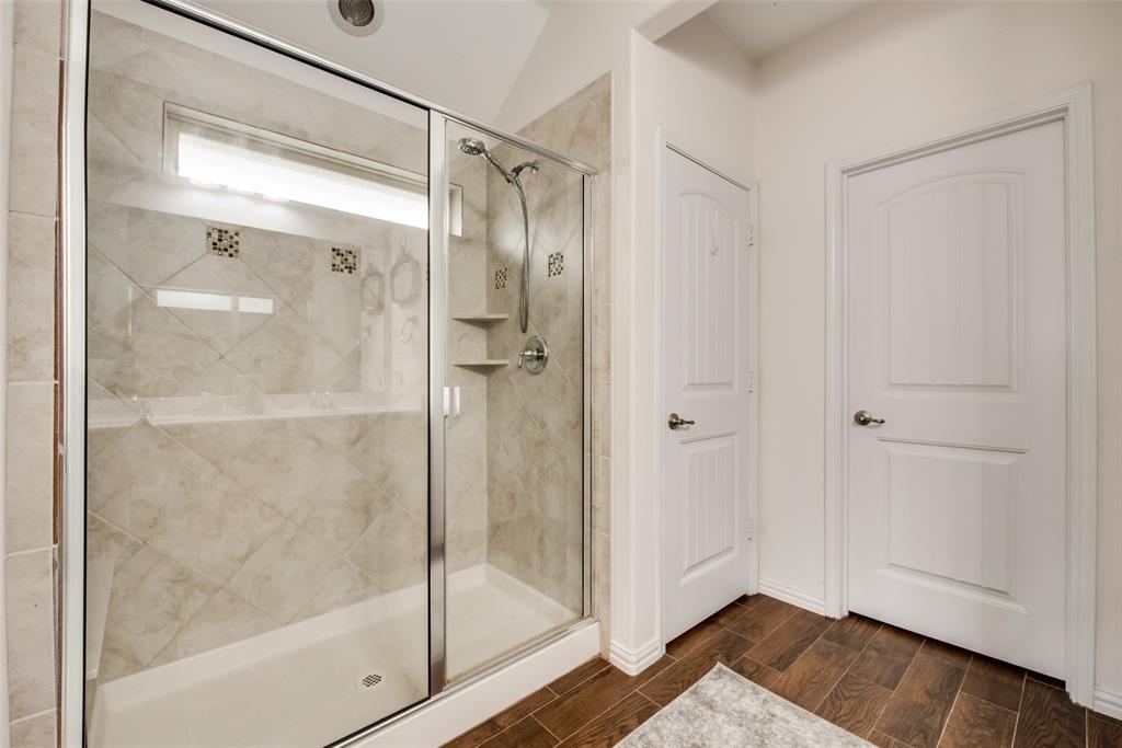 Rolling Mdws East - Residential