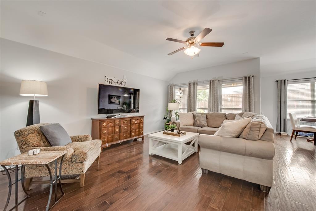 Rolling Mdws East - Residential