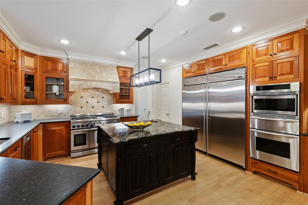 Williamsburg-Preston - Residential