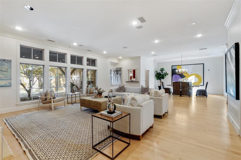 Williamsburg-Preston - Residential